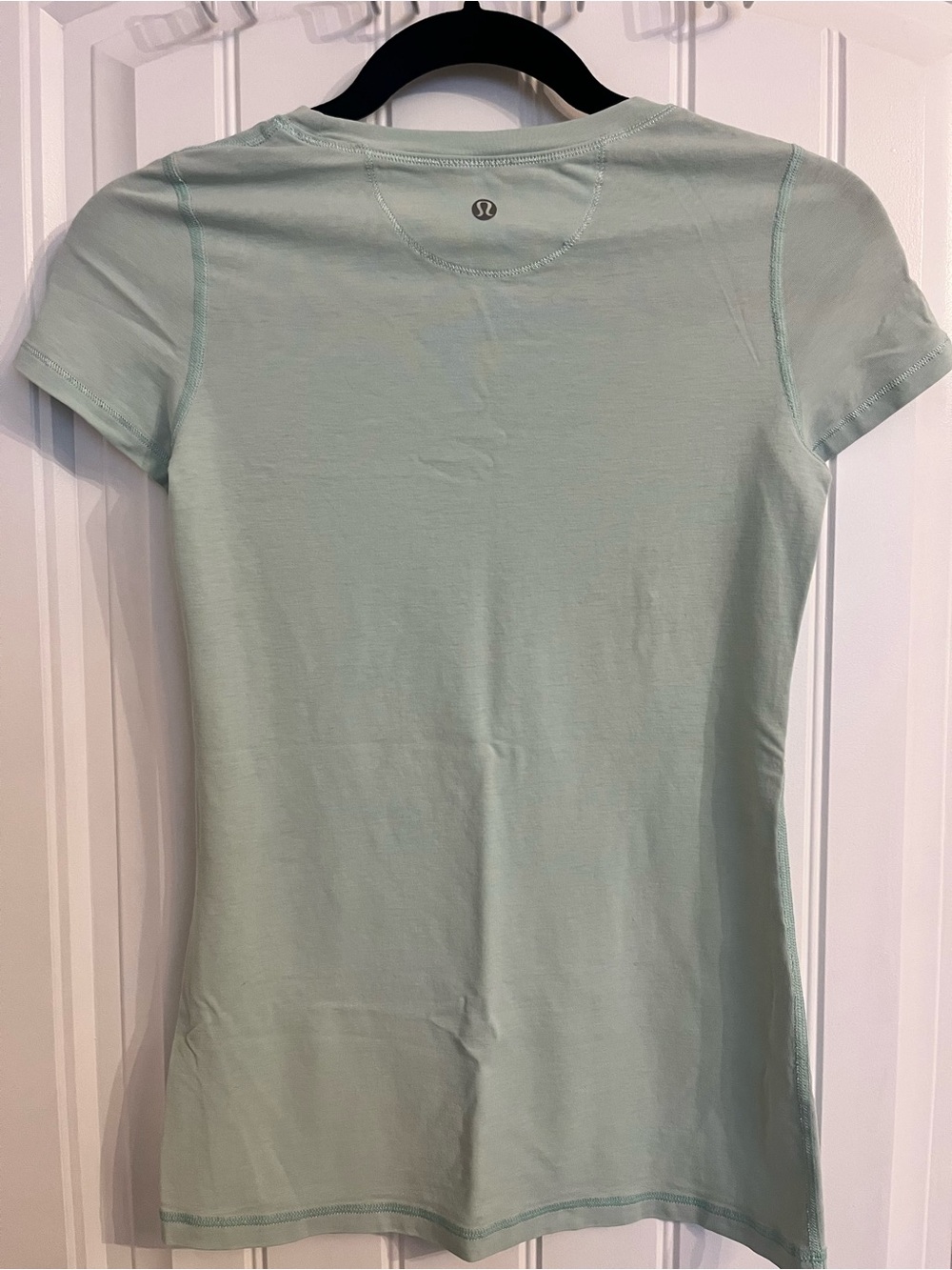 lululemon athletica Mint Green Short Sleeve Crew Tee - Size 2